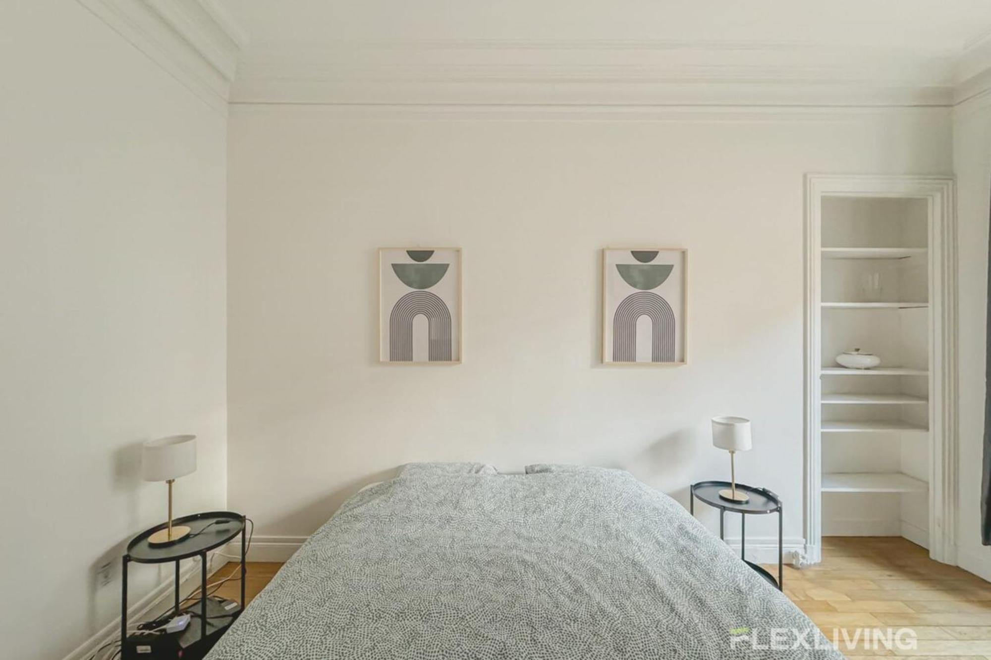 Flexliving - - Felix Faure *